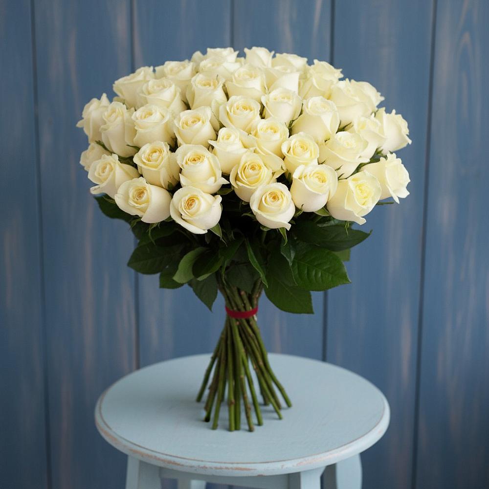 Букет 51 Белая роза Эдлесс Лав в Бурее