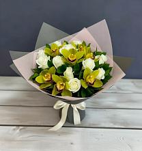 Букет цветов из:  Орхидеи и Розы в Бурее