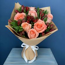Букет цветов из:  Розы и Альстромерии в Бурее