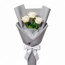 Букет 3 белые розы в Бурее