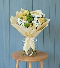 Букет цветов из:  Хризантемы и Розы в Бурее