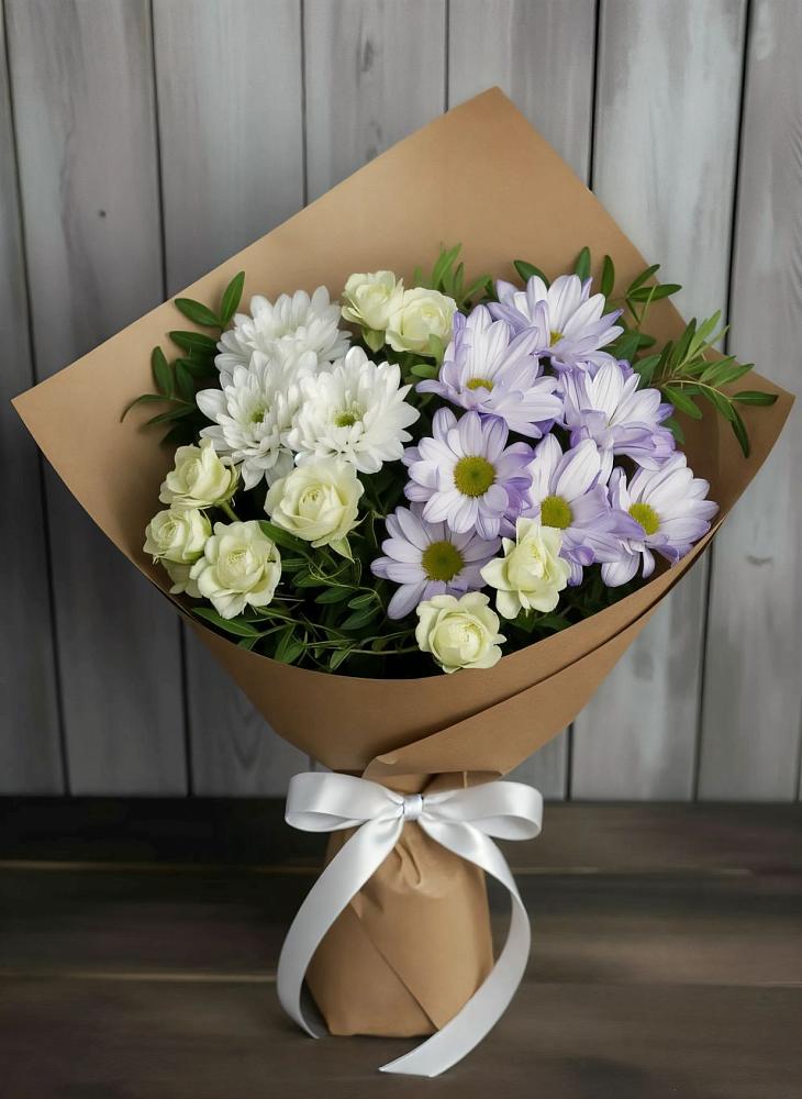 Букет цветов из: Хризантемы и Розы в Бурее